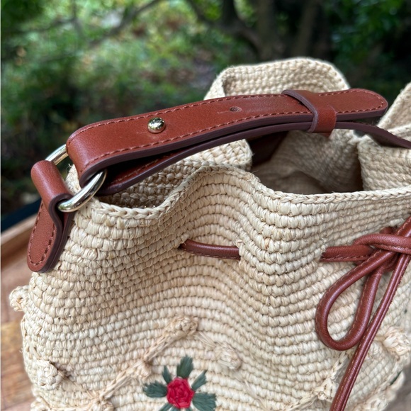 Embroidered Sezane raffia bag - Picture 6 of 17